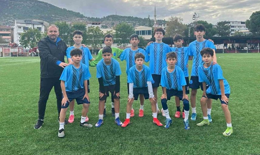 Dostluğun kazanıldığı maçta 1299 Bilecik Spor'un büyük zaferi