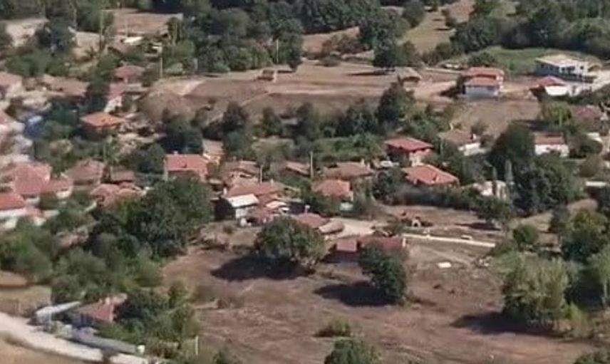 Büyükorhan'da yangın felaketi kontrol altına alındı: İtfaiye ekiplerinin üstün başarıları