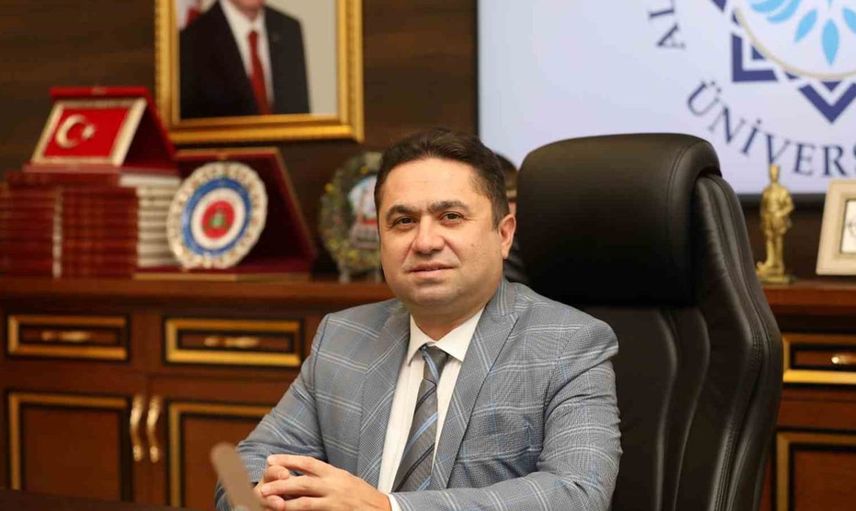 ALKÜ rektörü Türkdoğan: "Önce kendinizi keşfedin, sonra bölüm seçin"