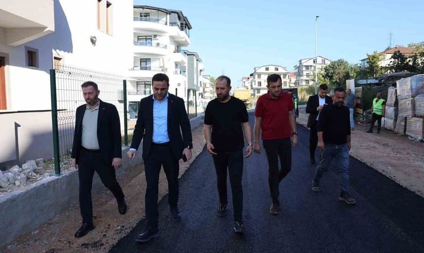 Yeşilyurt Mahallesi’nde asfalt çalışmaları ile ulaşım konforu artıyor