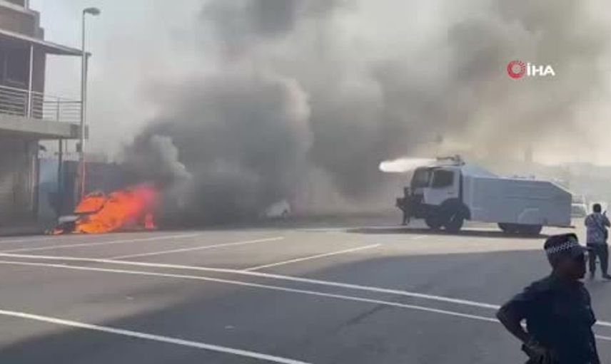Güney Afrika'da göçmen karşıtı protestolar alev aldı: 24 araç ateşe verildi