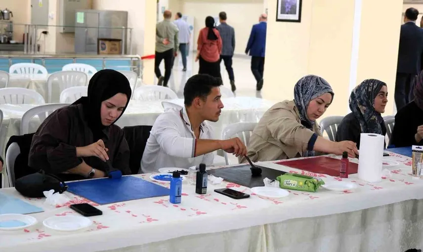 Sanatla Gazze'ye umut yolladı: Balıkesir Üniversitesi'nde anlamlı etkinlik