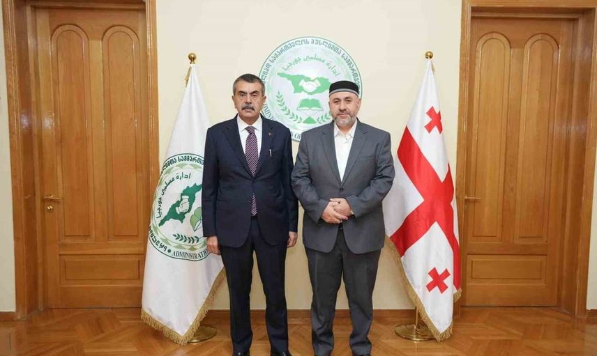 Yusuf Tekin, Tiflis'te Müslümanlar İdaresi'ni ziyaret etti