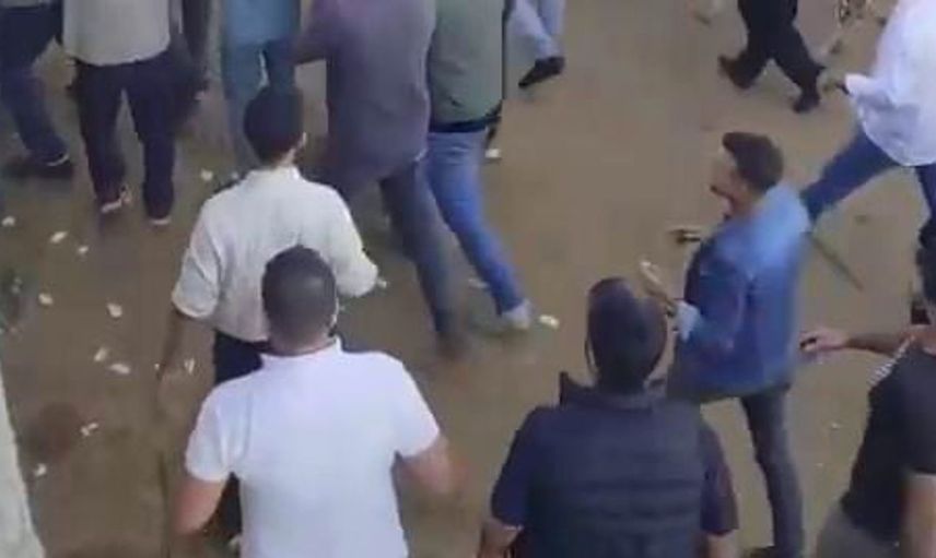 Diyarbakır'da alacak verecek kavgası büyüdü, hayvan borsası savaş alanına döndü