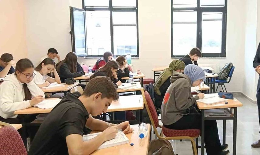 Ücretsiz kurslarla başarıya ulaşan öğrenciler: Yenişehir'den örnek bir model