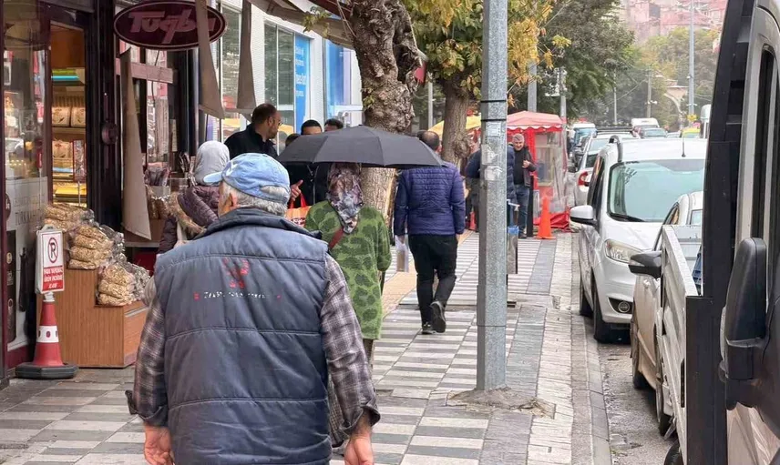 Afyonkarahisar'da beklenen kuvvetli yağışlar için sarı kod uyarısı