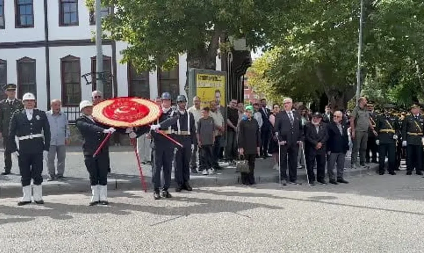 Çankırı'da zafer bayramı coşkusu: Minik asker kalpleri fethetti