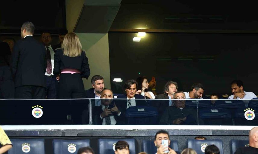 Vincenzo Montella, Fenerbahçe-Roma maçını izlemek için stadyumda