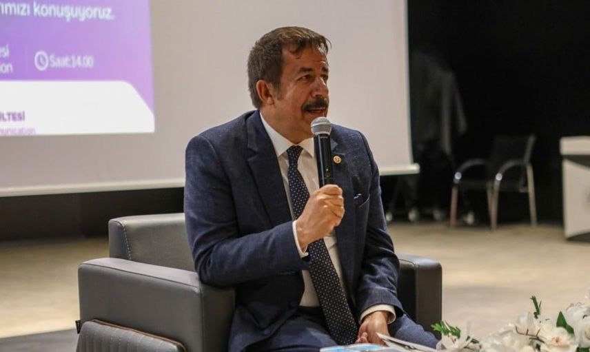 Atatürk Üniversitesi İletişim Fakültesi'nde yeni dönem için oryantasyon programı yapıldı