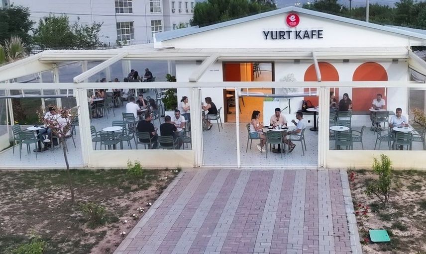 Üniversitelilerin yeni buluşma noktası: Yurt Kafe ile sosyal yaşam canlanıyor