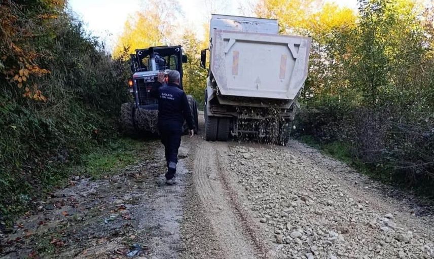 Alçakbel köyünde ulaşım imkanı arttı: Stabilize yol çalışması tamamlandı