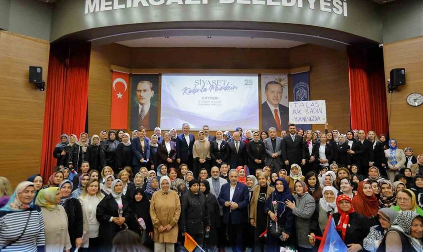Kayseri'de kadın kolları toplantısı: birlik ve dayanışma vurgusu yapıldı