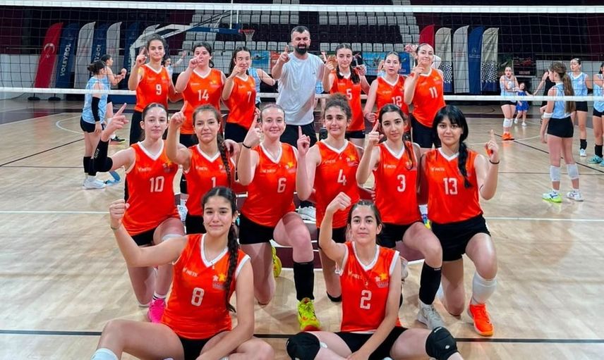 Malatya’nın kız voleybol takımı, Türkiye finallerine yükseldi