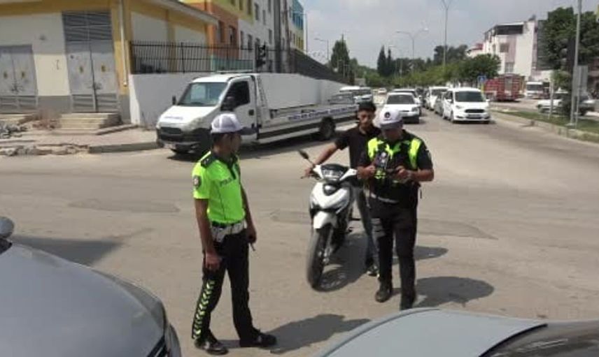 Adana'da motosiklet denetiminde 41 sürücüye rekor ceza kesildi