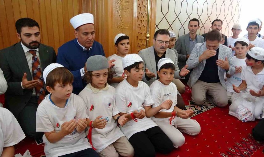 Erzurum'da yüzlerce öğrenciyle cami buluşması gerçekleştirdi