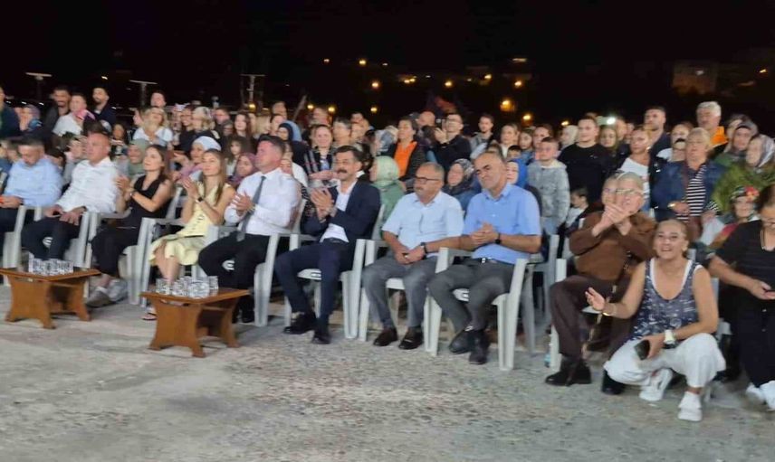 Kurucaşile'de ahşap tekne ve yat festivalinde elektrik kesintisi yaşandı
