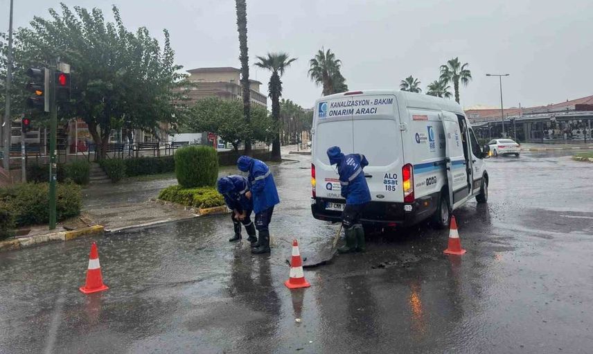 Antalya'da sağanak yağış öncesi büyükşehir belediyesinin hazırlıkları tamamlandı