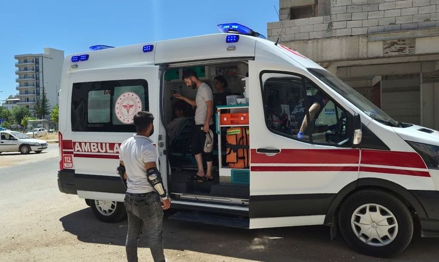 Adıyaman'da devrilen motosikletten bir kişi yaralandı