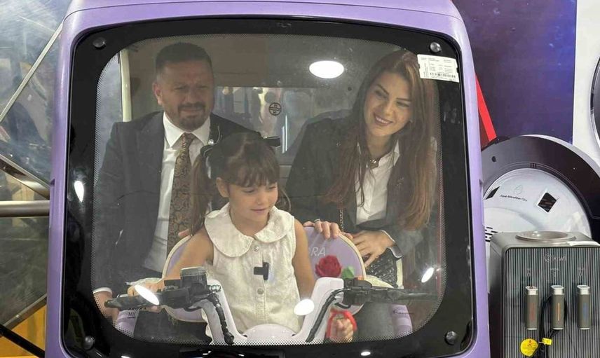 Minik İrem'in başkanlık hayali Balıkesir'de gerçek oldu