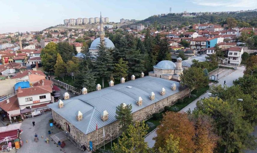 Kurşunlu Külliyesi'nde tahliye sunumu durduruldu: Eskişehirli vatandaşlar kültürel miraslarına sahip çıkıyor