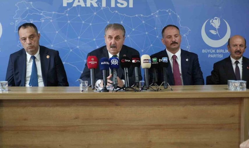 Mustafa Destici: Birliğimizi bozamazlar