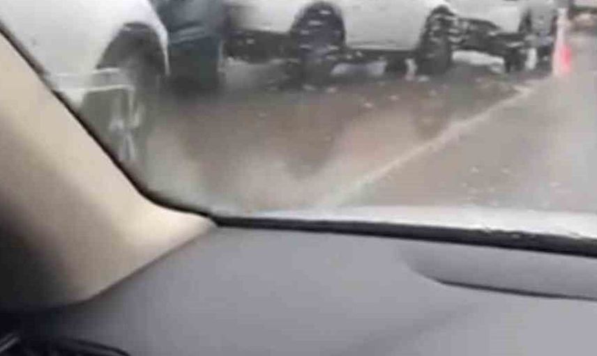 Erzurum'da yağışlı hava kazaları tetikliyor: 5 araç zincirleme kaza yaptı
