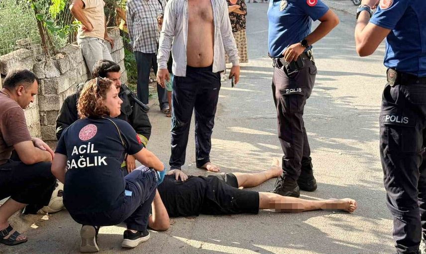 Antalya'da evde çıkan yangında 1 kişi hastaneye kaldırıldı