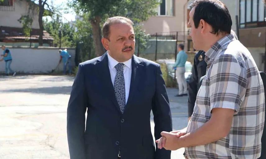 Denetimli serbestlik yükümlüleri, Bolu'daki okulları yeni döneme hazırladı
