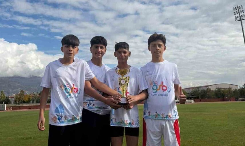 Aşkale’nin genç sporcuları kros liginde başarısını kanıtladı