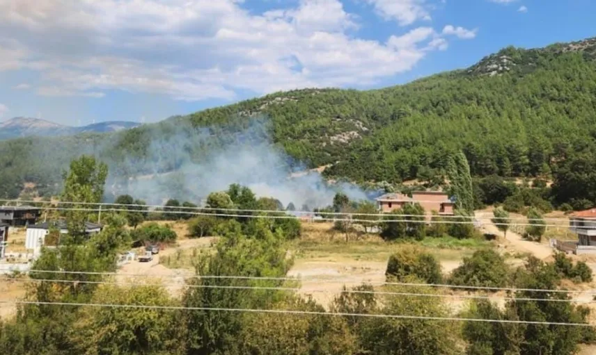 Menteşe'deki yangın söndürme çalışmaları devam ediyor