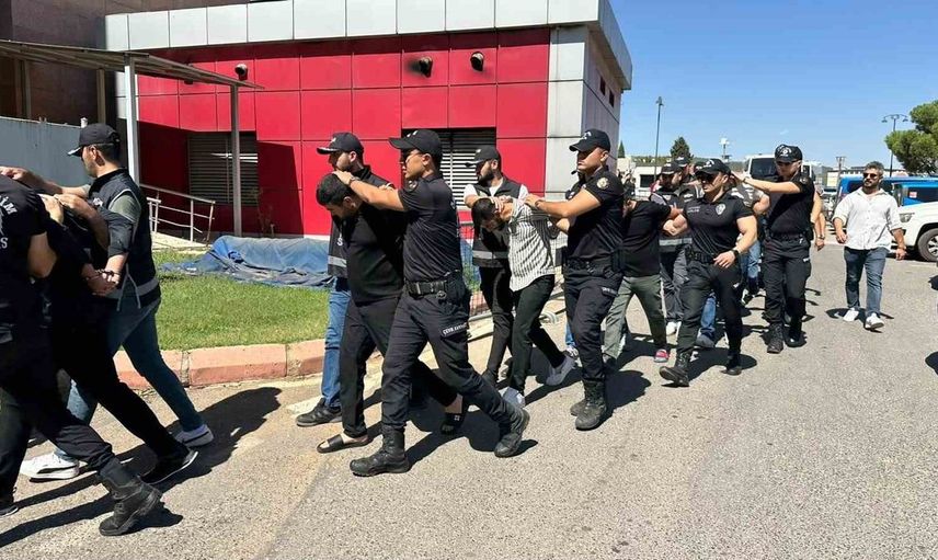 Gaziantep'te organize suç örgütüne yönelik kapsamlı operasyon: 28 şüpheli adliyeye sevk edildi