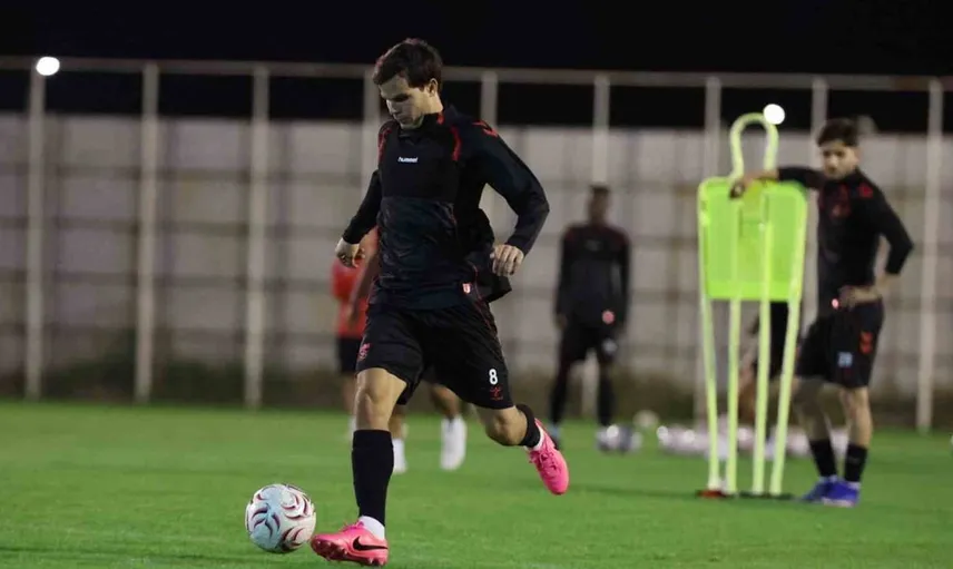 Sivasspor, Manisa FK maçı için hazırlıklarına devam ediyor