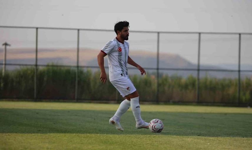 Elazığspor, hazırlık maçında ayvalıkgücü belediyespor'u 2-1 mağlup etti