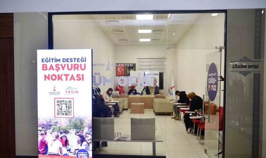 Sancaktepe Belediyesi, üniversite öğrencilerine destek için kolları sıvadı