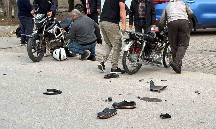 Bolu’da motosiklet kazasında iki sürücü yaralandı