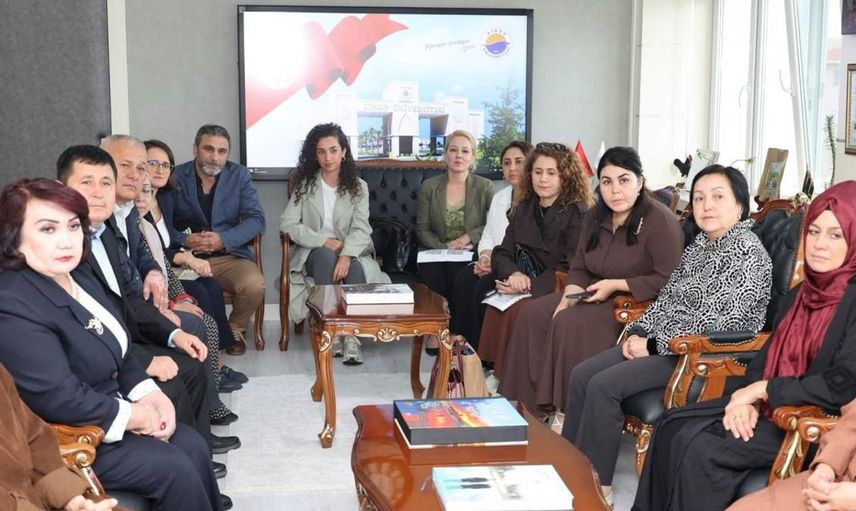 Sinop'ta Türk dünyası akademisyenleri buluştu