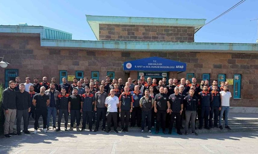 Van'da 36 saat süren kesintisiz tatbikatla AFAD başarısını pekiştirdi