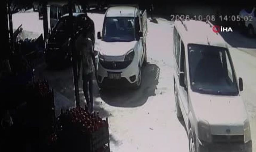 Market alışverişine giden vatandaşın aracı kısa sürede çalındı: Hırsız kaza yapınca yakalandı