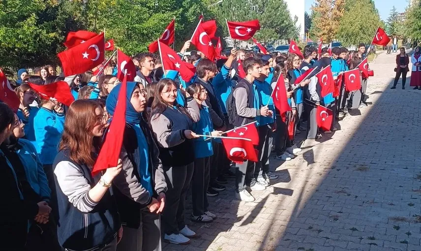 Bayburt’ta yeni eğitim yılı coşkuyla başladı: 14 bin öğrenci dersbaşı yaptı