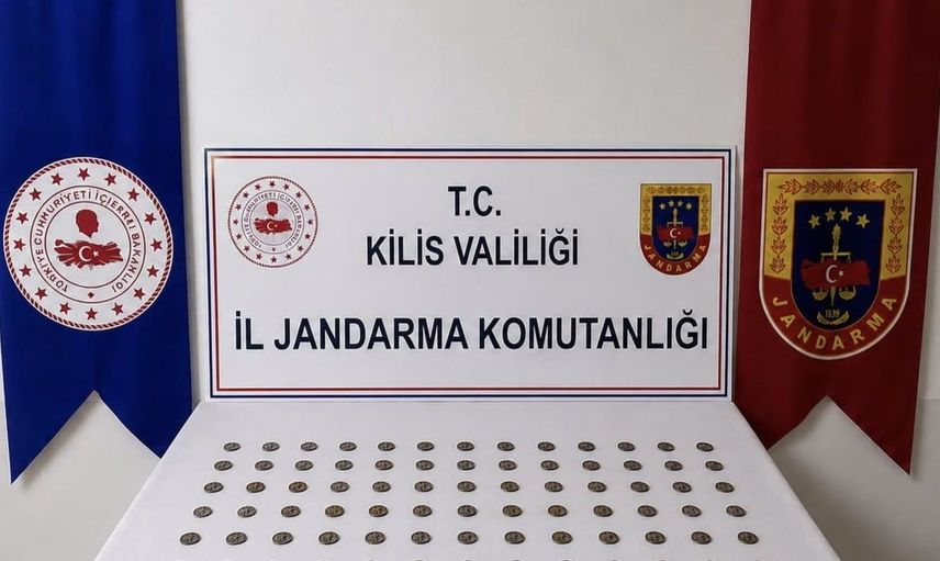 Kilis'te ticari takside 107 tarihi sikke ele geçirildi