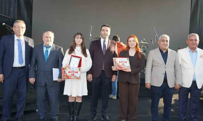 Ceviz festivalinde beyazay derneğinden anlamlı teşekkür