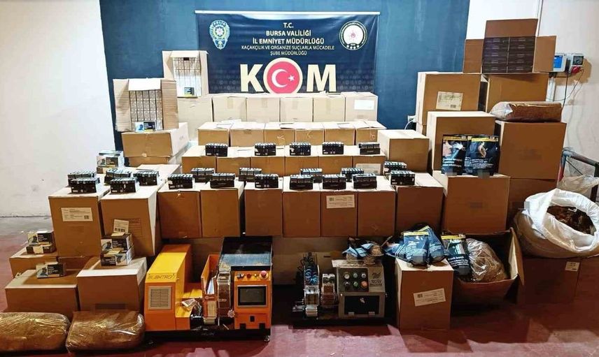 Bursa'da kaçak tütün üretimine büyük darbe: Dördü yakalandı
