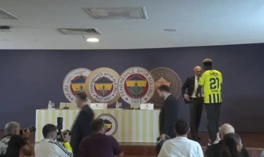 Fenerbahçe, Kojo Peprah Oppong ile yeni bir döneme adım attı