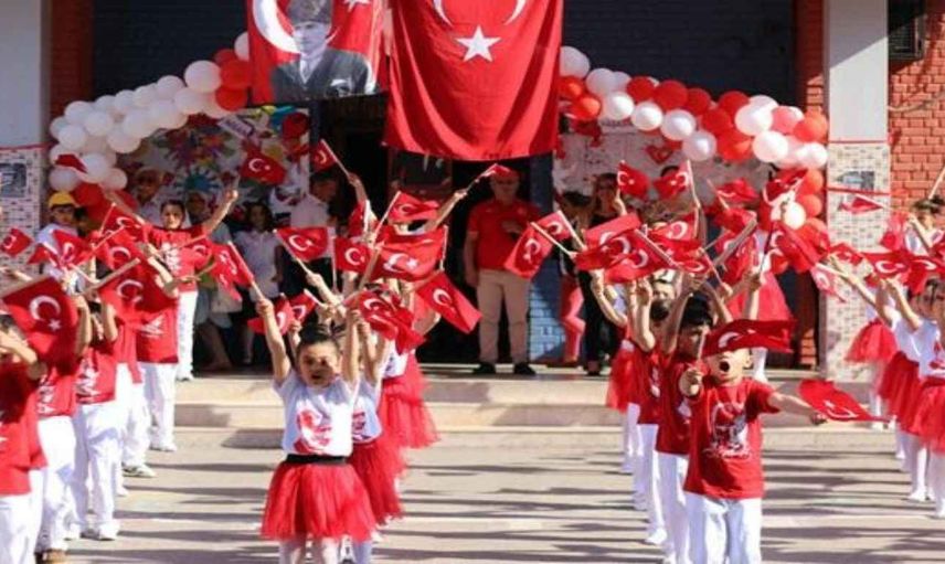 1, 2, 3, 4, 5 kıtalık 23 Nisan şiirleri