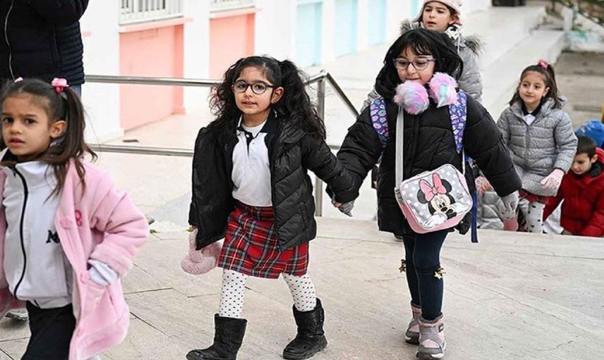 10 ilde okullar ne zaman açılacak? Deprem bölgesinde okulların açılış tarihi ertelendi mi? Bakan Özer’den 10 ile ilişkin açıklama