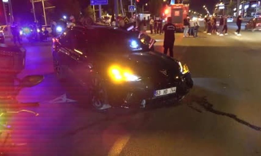 Malatya'daki trafik kazasında 2 kişi yaralandı