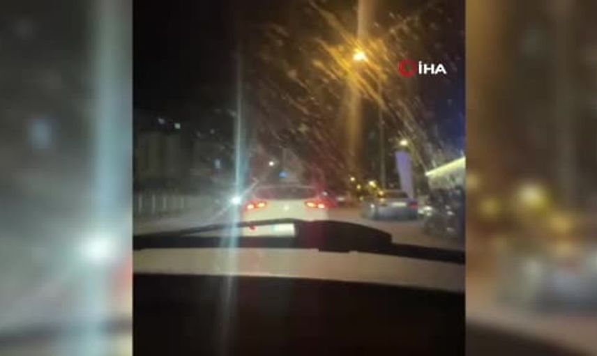Karabük'te otomobilden sarkan dansçılar, tehlikeli anlar yaşattı