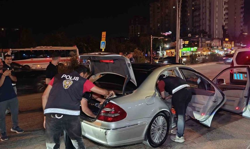 Adana'da huzur ve güven uygulaması: 1 milyon 94 bin TL ceza ile 38 kişi yakalandı