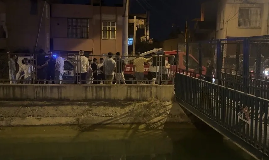 Tarsus'ta sulama kanalında can pazarı: 6 yaşındaki çocuk hastanede, 9 yaşındaki kardeşini bulmak için arama çalışmaları sürüyor