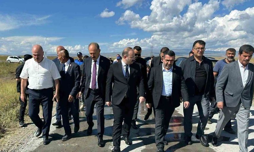 Kuyucuk köyüne kazandırılan yeni beton yol, ulaşımı kolaylaştırıyor